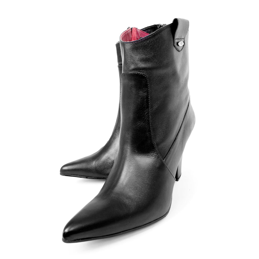 Western style ankle boots (model 812) leather marron