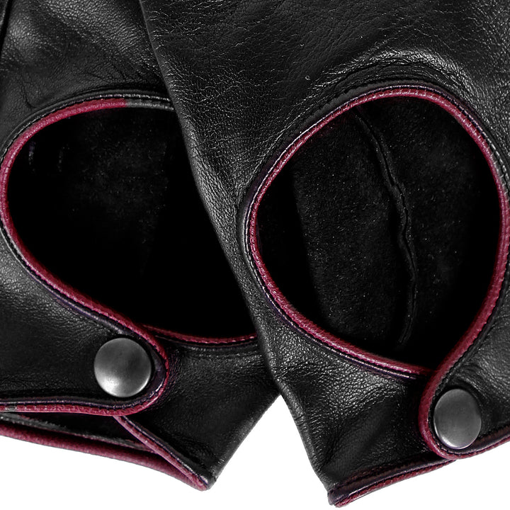 Short driver's gloves with button (model 212) bicolor leather